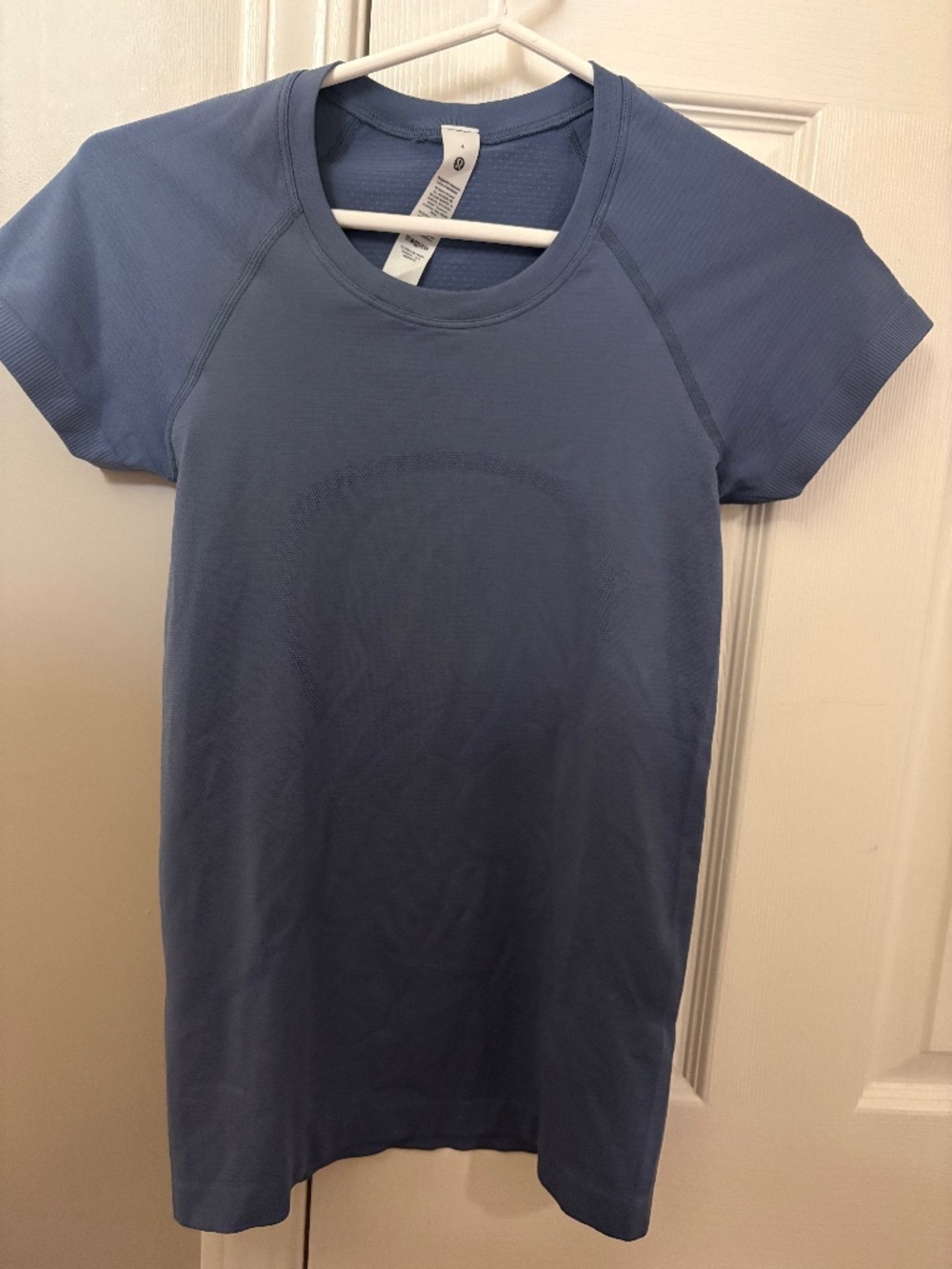 Lululemon swiftly shirt